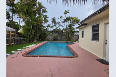 10500 SW 30th St, Miami, FL 33165 - Photo 35