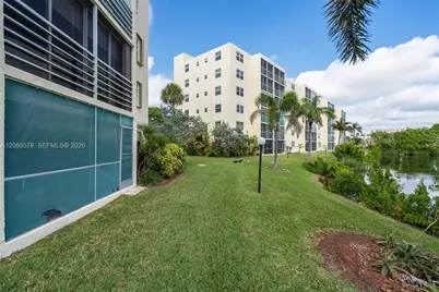 141 SE 3rd Avenue #101, Dania Beach, FL 33004 - Photo 21