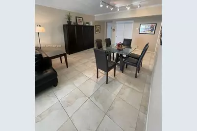 5001 Collins Ave #9E, Miami Beach, FL 33140 - Photo 11