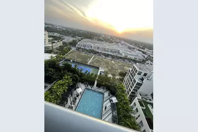 121 NE 34th St #1810, Miami, FL 33137 - Photo 11
