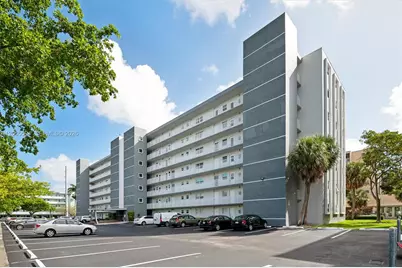 619 NE 14th Ave #101, Hallandale Beach, FL 33009 - Photo 1