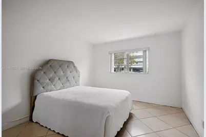 619 NE 14th Ave #101, Hallandale Beach, FL 33009 - Photo 11