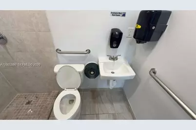 1671 W 37th St #2, Hialeah, FL 33012 - Photo 19