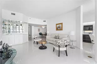 16485 Collins Ave, Sunny Isles Beach, FL 33160 - Photo 3