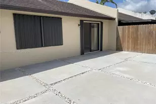 1447 Towhee St, Homestead, FL 33035 - Photo 11