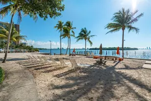 650 NE 64th St, Miami, FL 33138 - Photo 33