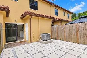 413 SE 32nd Terrace, Homestead, FL 33033 - Photo 15