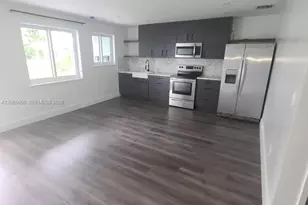 1864 NW 28th St, Miami, FL 33142 - Photo 11