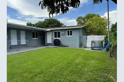 1864 NW 28th St #2, Miami, FL 33142 - Photo 5