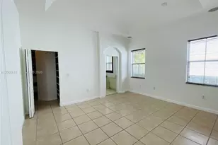 18162 NW 91st Ct, Hialeah, FL 33018 - Photo 13