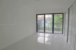4271 NW 11th St, Miami, FL 33126 - Photo 11