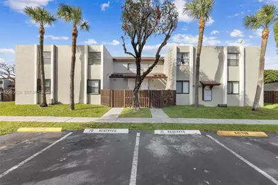 10050 NW 9th St Cir #203, Miami, FL 33172 - Photo 33