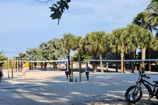 7441 Wayne Ave, Miami Beach, FL 33141 - Photo 19