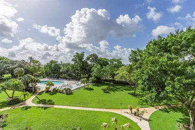 4330 Hillcrest Dr #405, Hollywood, FL 33021 - Photo 15