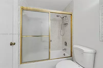4330 Hillcrest Dr #405, Hollywood, FL 33021 - Photo 27