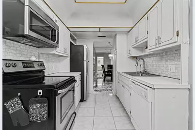 4330 Hillcrest Dr #405, Hollywood, FL 33021 - Photo 19