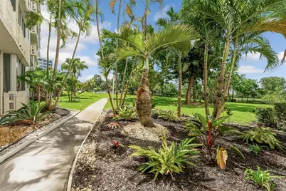 4330 Hillcrest Dr #405, Hollywood, FL 33021 - Photo 31