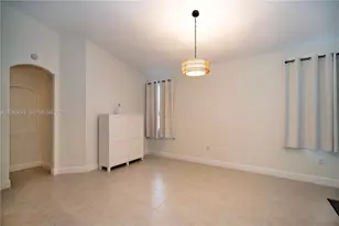 2823 Poinciana Cir, Cooper City, FL 33026 - Photo 5