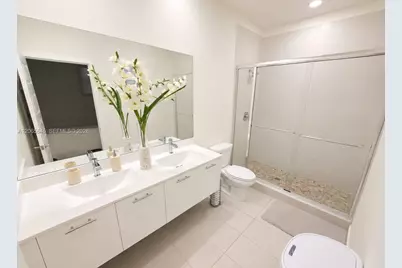 10407 NW 82nd St #34, Doral, FL 33178 - Photo 5
