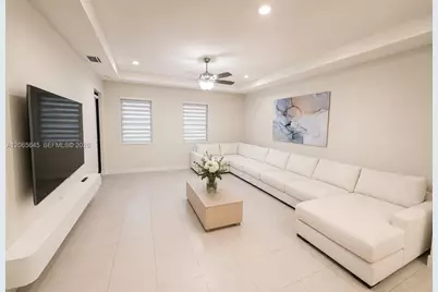 10407 NW 82nd St #34, Doral, FL 33178 - Photo 1