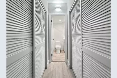 90 Edgewater Dr #818, Coral Gables, FL 33133 - Photo 7