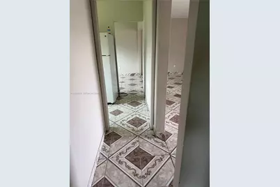 10860 NE 11th Ave, Miami, FL 33161 - Photo 33