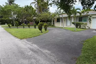 10860 NE 11th Ave, Miami, FL 33161 - Photo 5