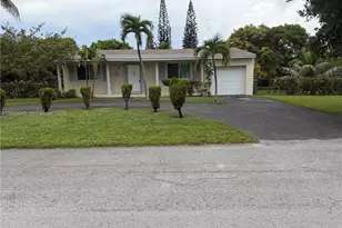 10860 NE 11th Ave, Miami, FL 33161 - Photo 53
