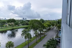 16850 S Glades Dr, North Miami Beach, FL 33162 - Photo 29