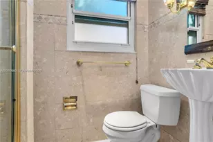 617 NE 2nd Pl, Dania Beach, FL 33004 - Photo 5