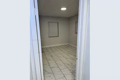 350 NW 58th Ave, Miami, FL 33126 - Photo 5