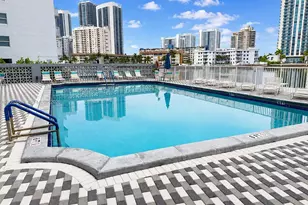 137 Golden Isles Dr, Hallandale Beach, FL 33009 - Photo 5