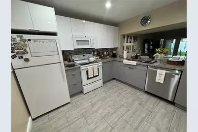 5427 NW 169th St, Miami Gardens, FL 33055 - Photo 11