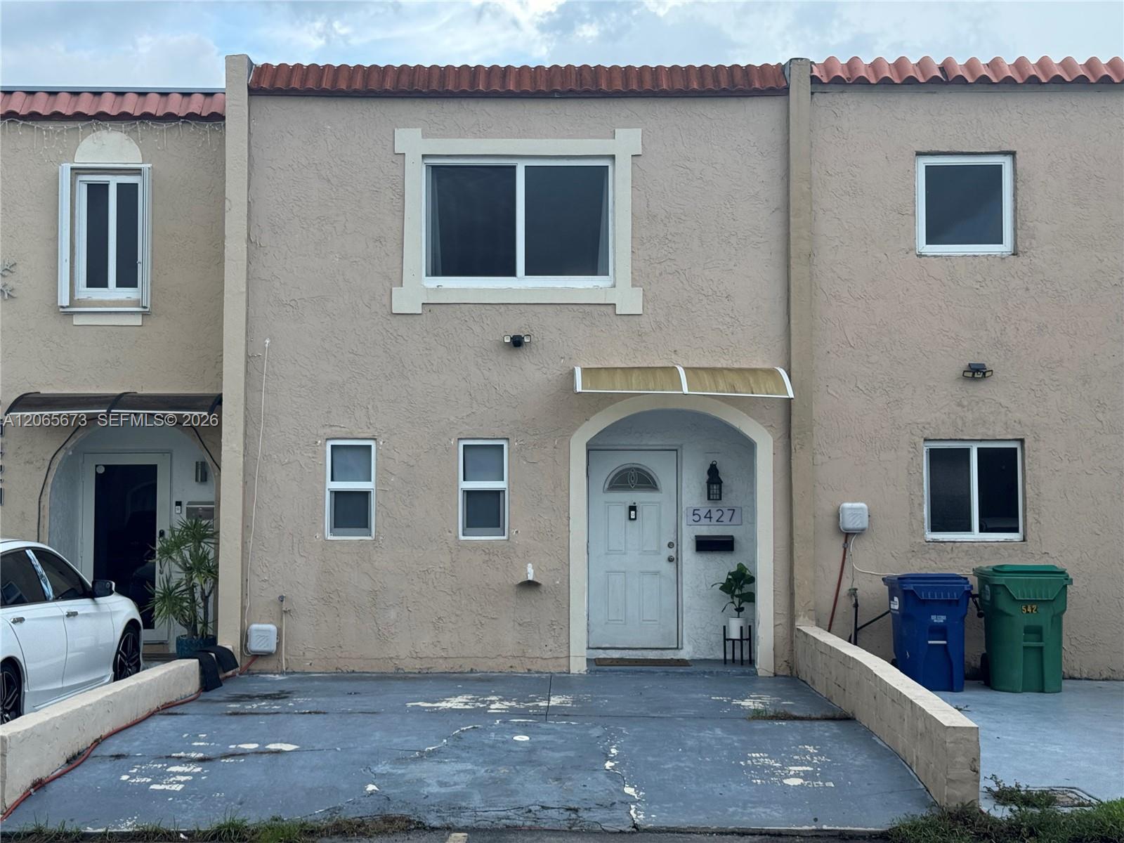 5427 NW 169th St - 5427 NW 169th St, Miami Gardens, FL 33055 Luxury Property | Jose Angel Pina