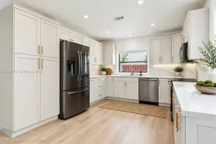 2905 Albatross Dr, Cooper City, FL 33026 - Photo 9