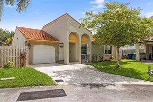 2905 Albatross Dr, Cooper City, FL 33026 - Photo 1