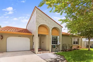 2905 Albatross Dr, Cooper City, FL 33026 - Photo 1