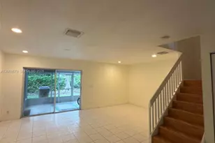 1105 SW 44th Way, Deerfield Beach, FL 33442 - Photo 3