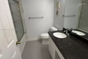 1105 SW 44th Way, Deerfield Beach, FL 33442 - Photo 9