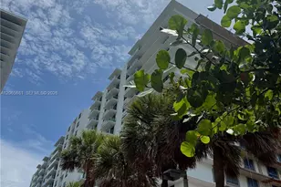 10185 Collins Ave, Bal Harbour, FL 33154 - Photo 31