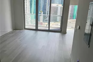 151 SE 1st St, Miami, FL 33131 - Photo 11
