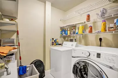 215 SE 3rd Ave #501C, Hallandale Beach, FL 33009 - Photo 29