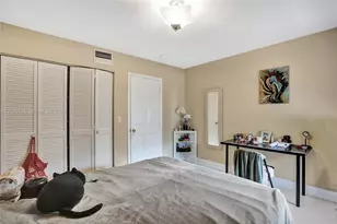 215 SE 3rd Ave, Hallandale Beach, FL 33009 - Photo 31