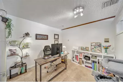 620 E Plantation Cir, Plantation, FL 33324 - Photo 23