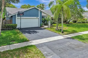 620 E Plantation Cir, Plantation, FL 33324 - Photo 45