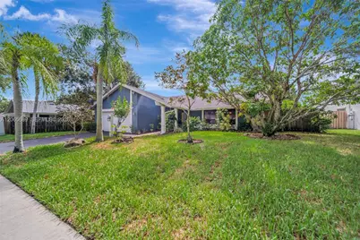 620 E Plantation Cir, Plantation, FL 33324 - Photo 47