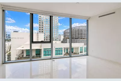 300 Biscayne Boulevard Way #4201E, Miami, FL 33131 - Photo 17