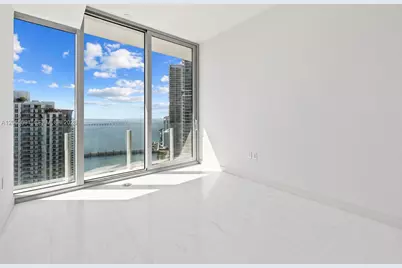 300 Biscayne Boulevard Way #4201E, Miami, FL 33131 - Photo 15