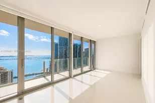 300 Biscayne Blvd Way, Miami, FL 33131 - Photo 3