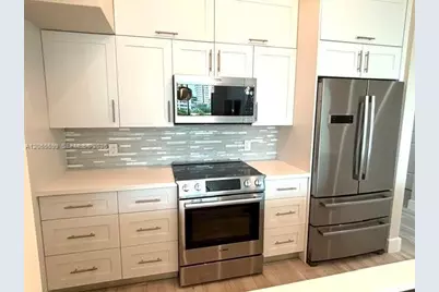 1300 Ponce De Leon Blvd #409, Coral Gables, FL 33134 - Photo 13